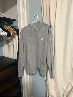 Nike Gray Pullover Hooded Sweatshirt
